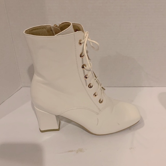 IDIFU White Lace Up Ankle Boot - SZ 6.5 - Picture 5 of 11